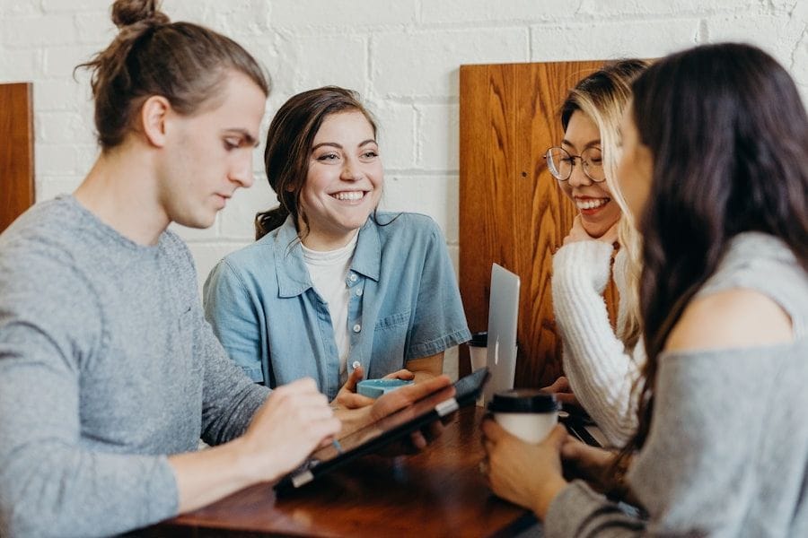 An advisory team working together in an open office